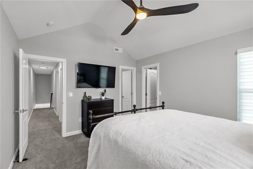 21084 Millridge Street — photo 12