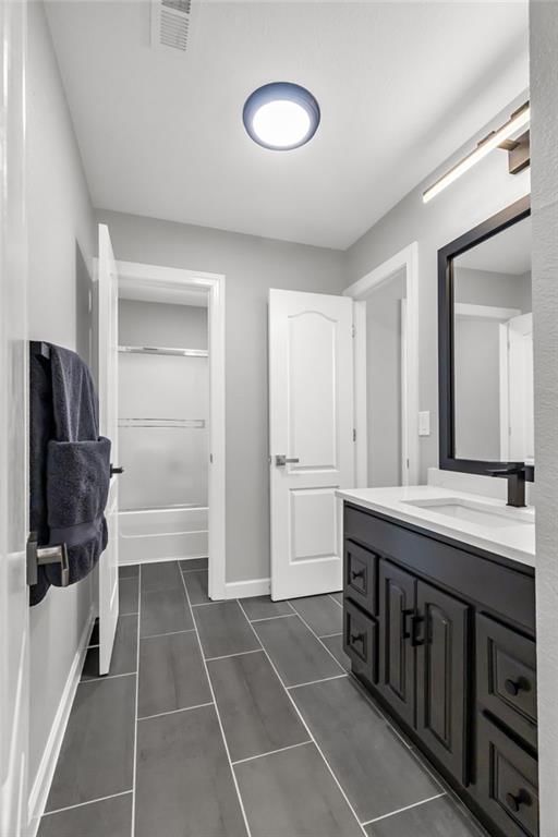 21084 Millridge Street — photo 13