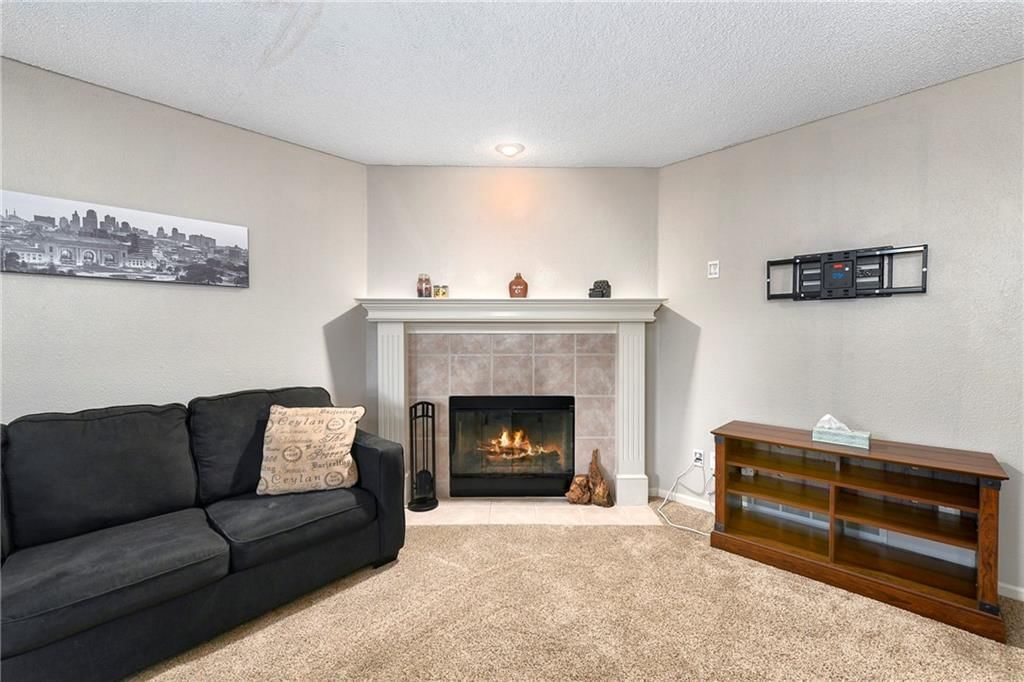 6033 NE Moonstone Drive — photo 7