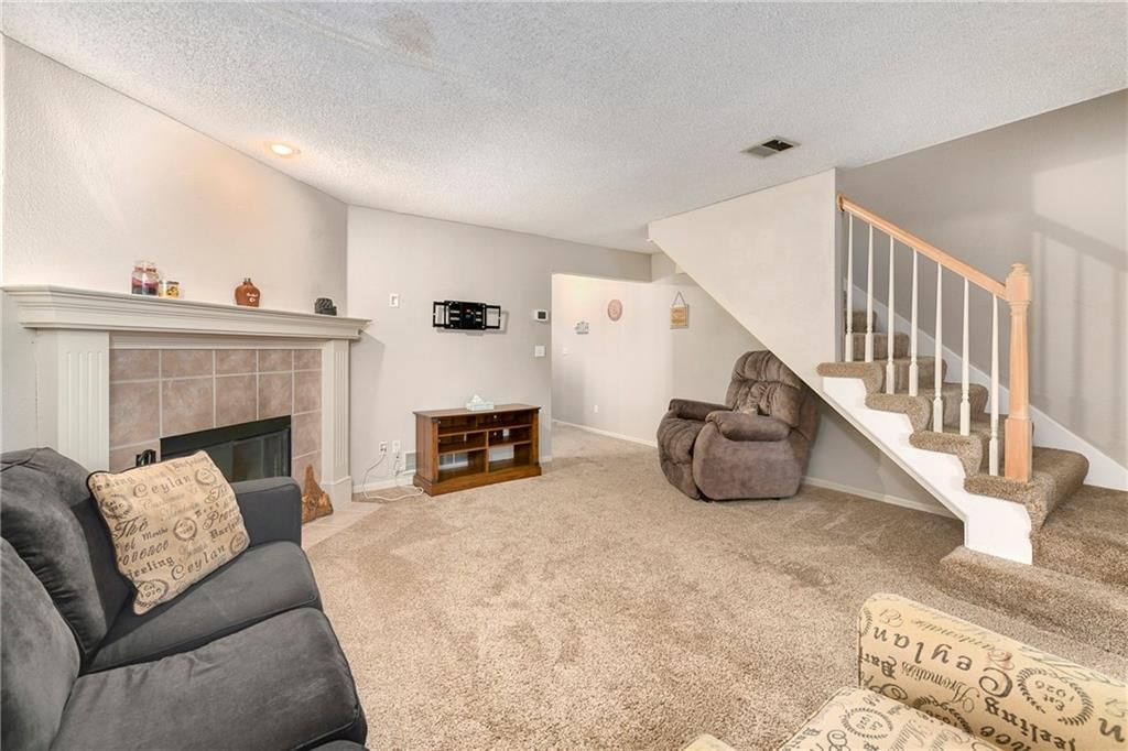 6033 NE Moonstone Drive — photo 10