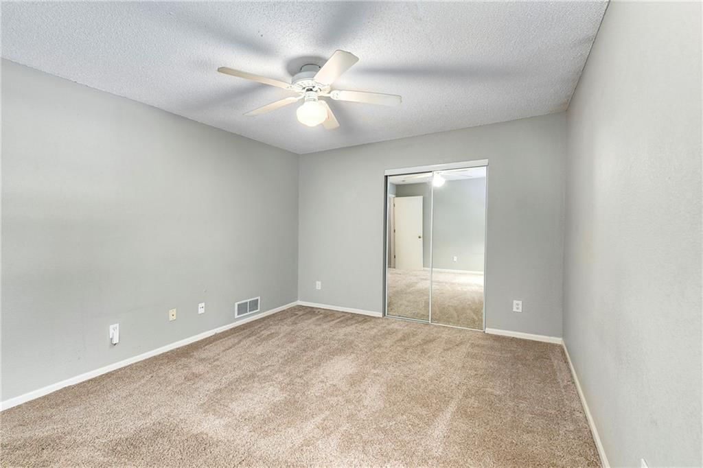 6033 NE Moonstone Drive — photo 18