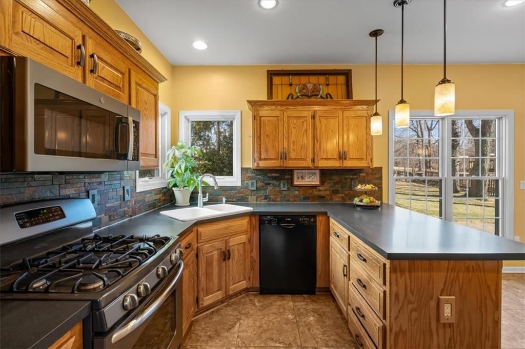 12851 S Widmer Street — photo 8
