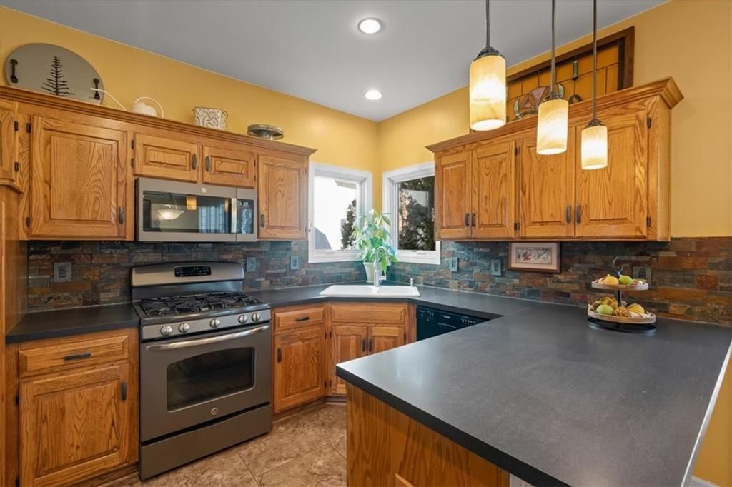 12851 S Widmer Street — photo 9
