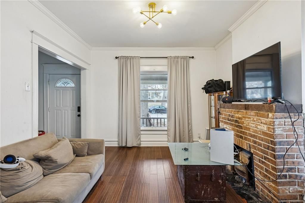 3314 Charlotte street Street — photo 8