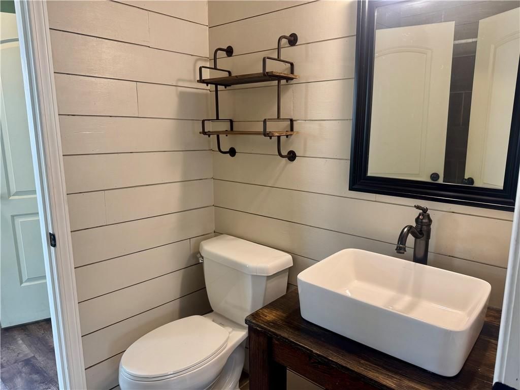 214 E CASS N/A — photo 13