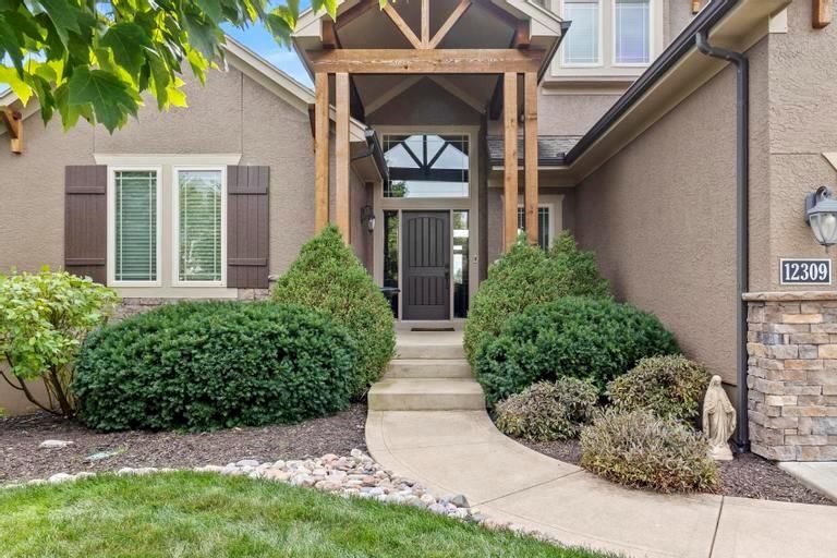 12309 W 160th Street — photo 38