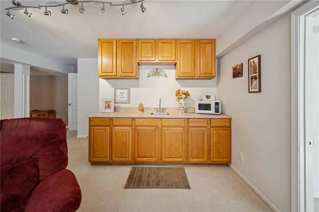 9619 NE 100th Street — photo 3