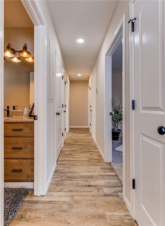 182 Kansas Drive — photo 13