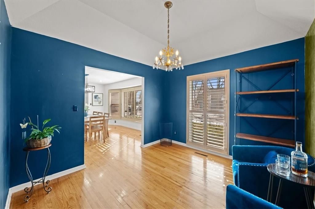 1404 SW Charleston Avenue — photo 8