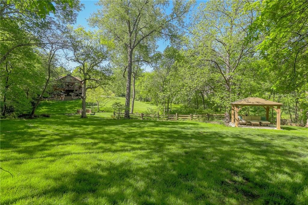 806 W Red Bridge Road — photo 39