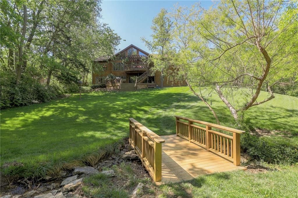 806 W Red Bridge Road — photo 41