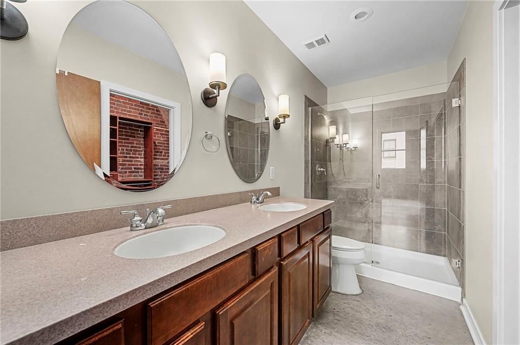 712 Broadway Boulevard — photo 10