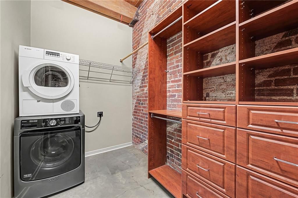 712 Broadway Boulevard — photo 11