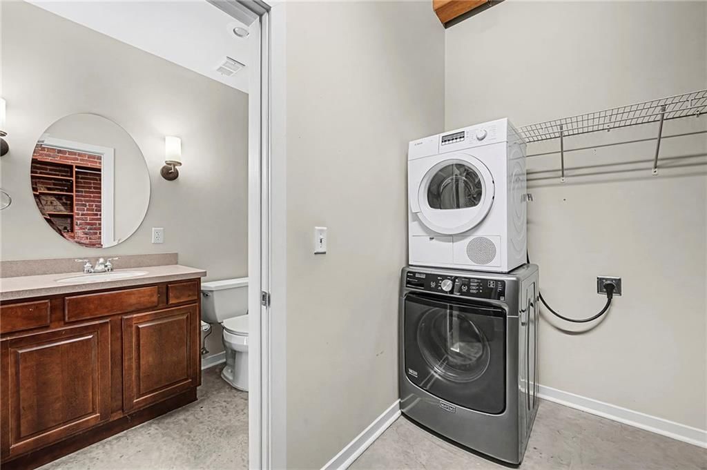 712 Broadway Boulevard — photo 12
