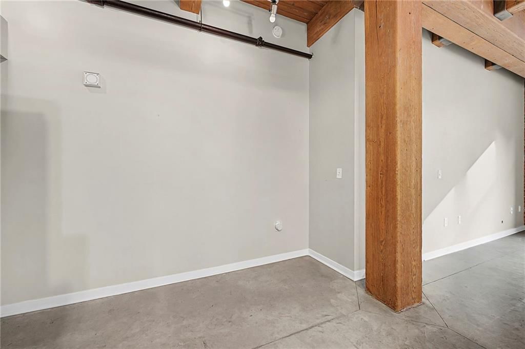 712 Broadway Boulevard — photo 19