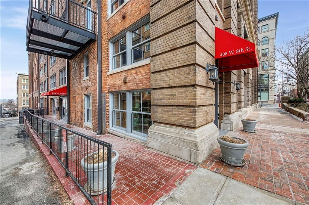 712 Broadway Boulevard — photo 48