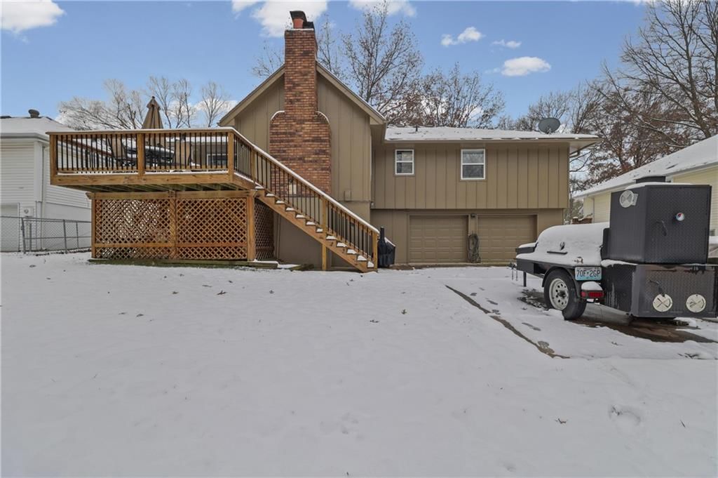 2401 NW LONDON Drive — photo 30