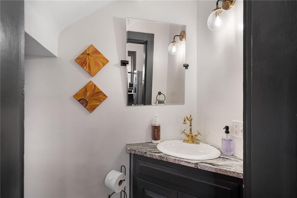2538 Holmes Street — photo 19