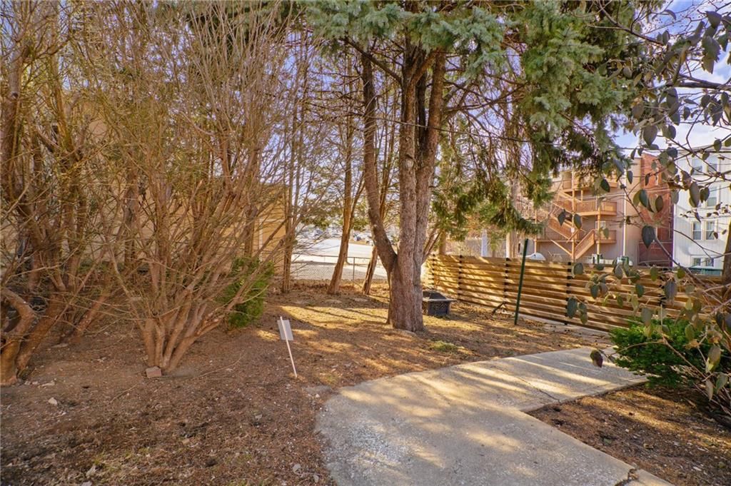 2538 Holmes Street — photo 35