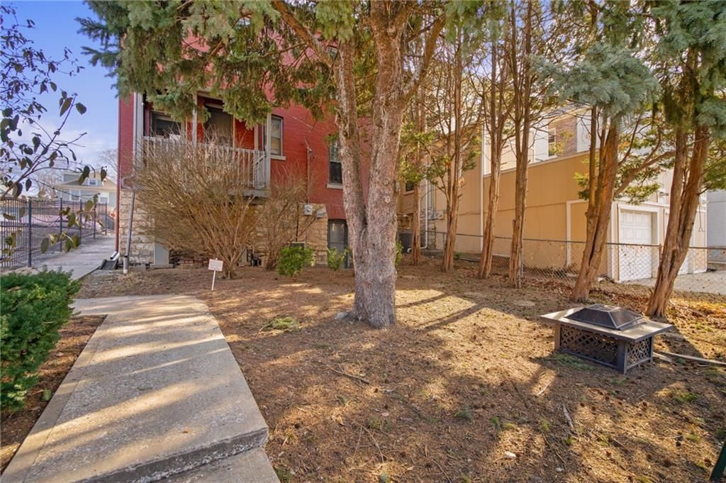 2538 Holmes Street — photo 36