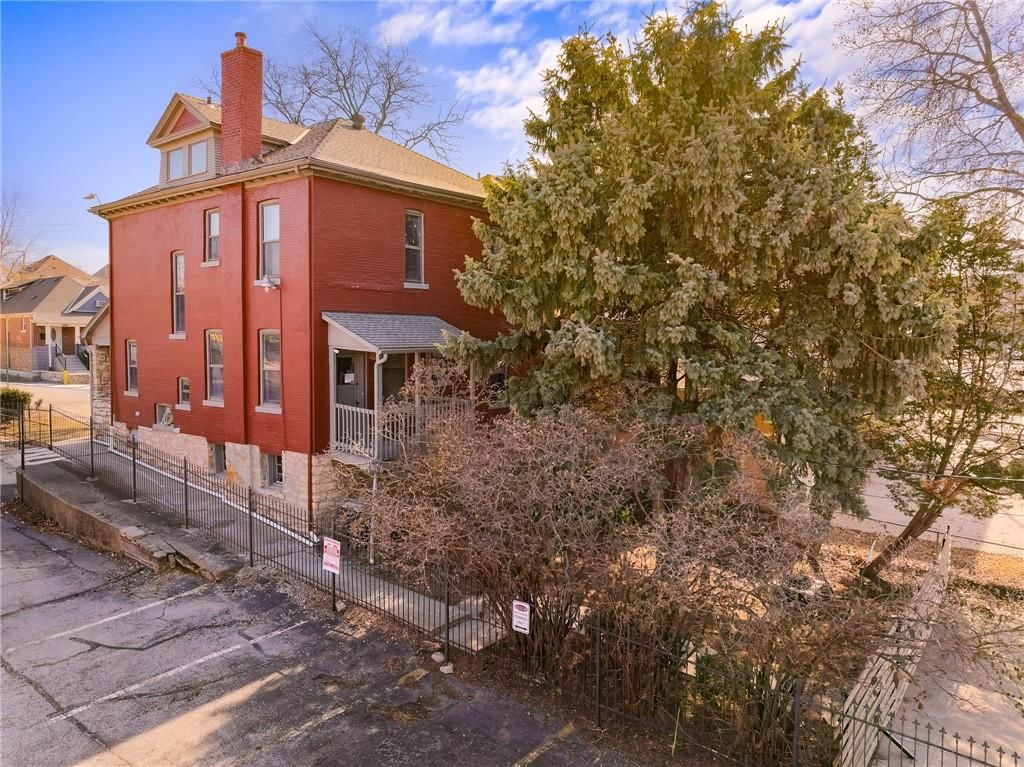 2538 Holmes Street — photo 40