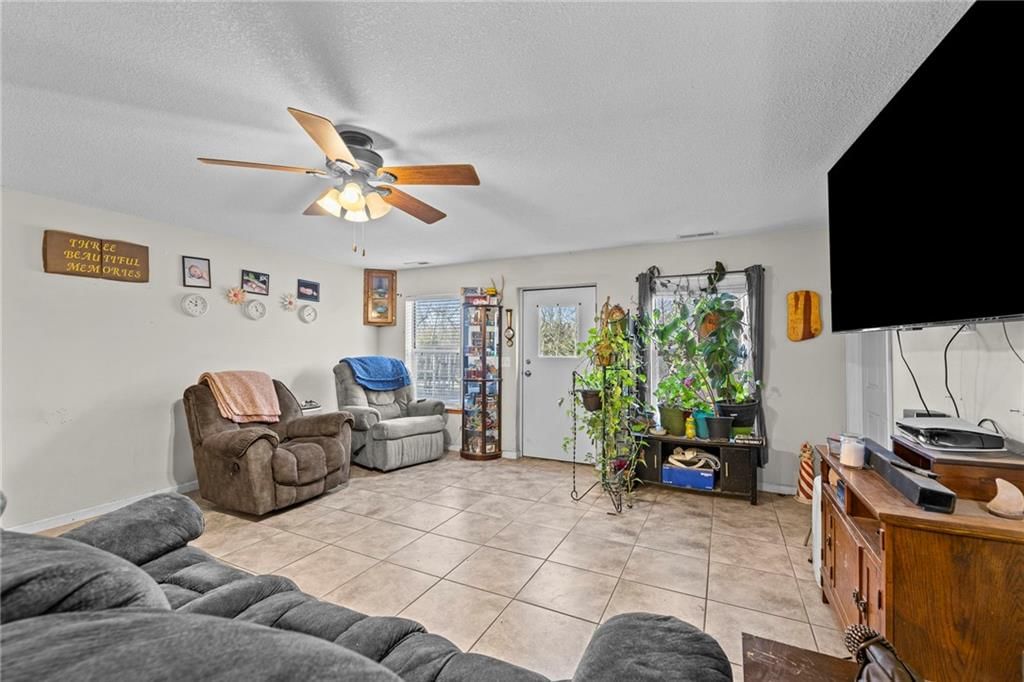 1475 Jackson Road — photo 3