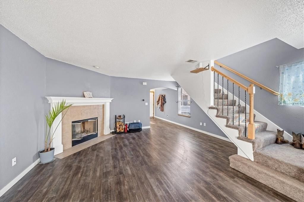 1203 NW Hidden Ridge Circle — photo 4