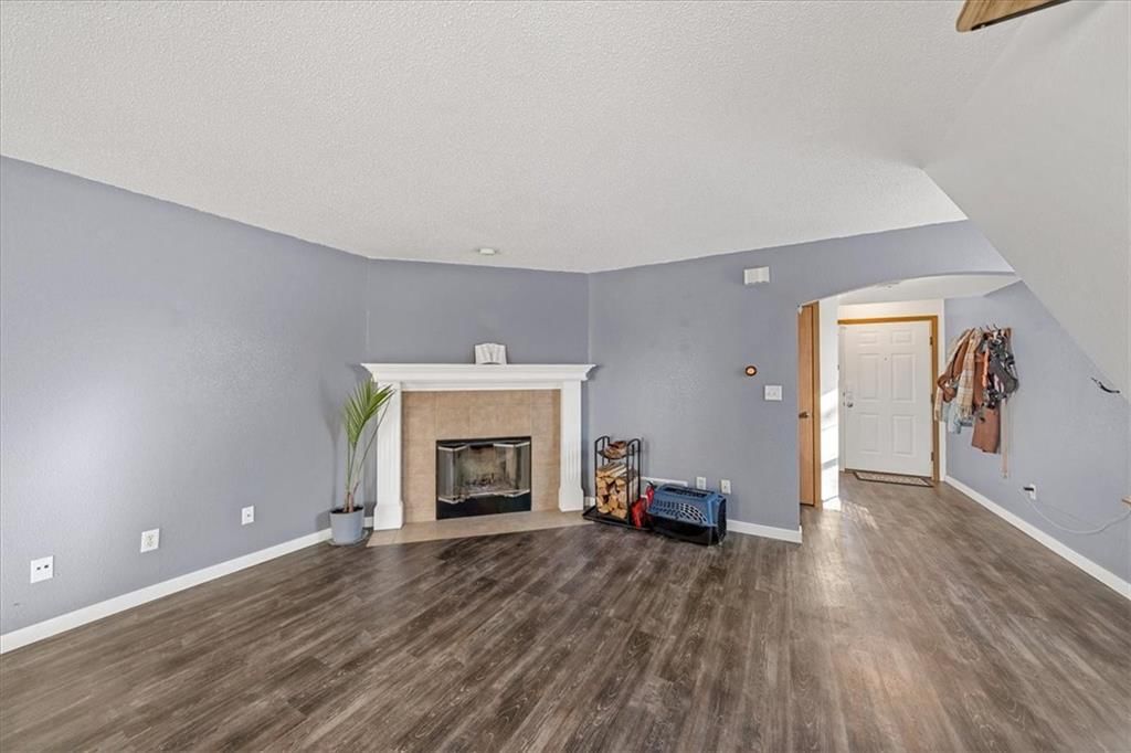 1203 NW Hidden Ridge Circle — photo 5