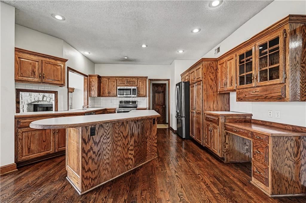 13009 Caenen Street — photo 14