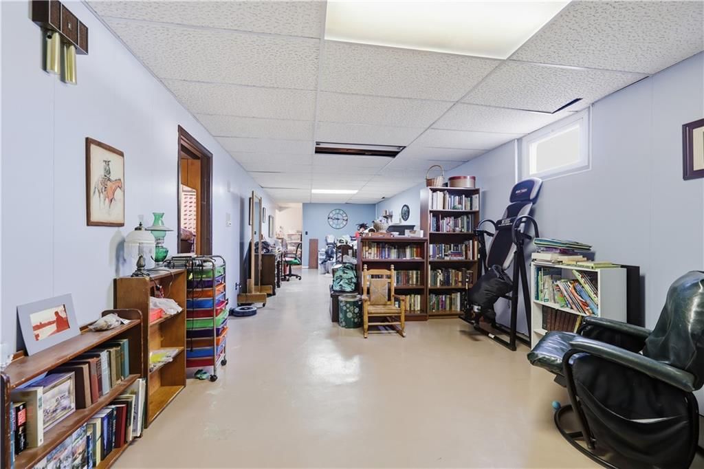 3406 S Stewart Avenue — photo 16
