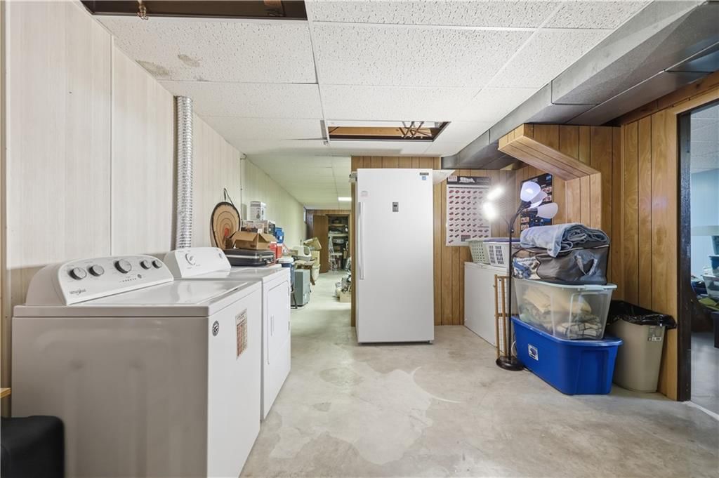 3406 S Stewart Avenue — photo 19