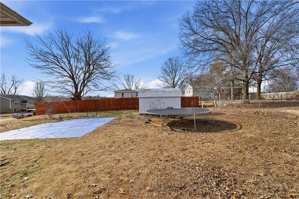 3406 S Stewart Avenue — photo 28