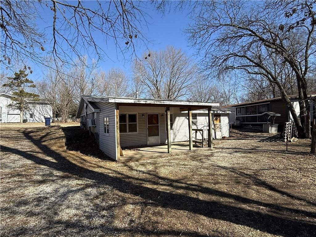 2020 E 310 Road — photo 2