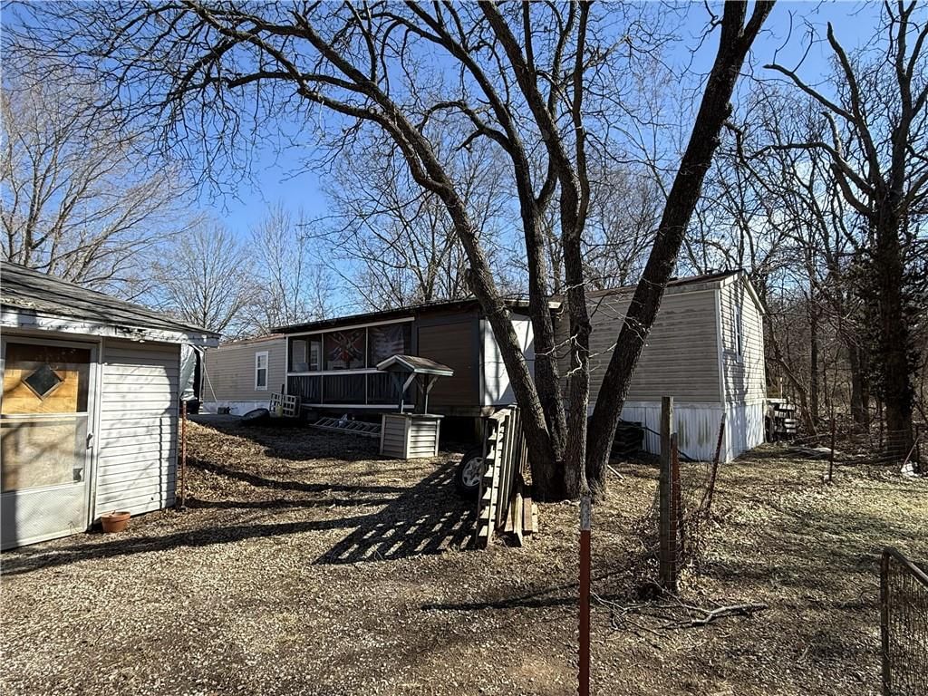 2020 E 310 Road — photo 3