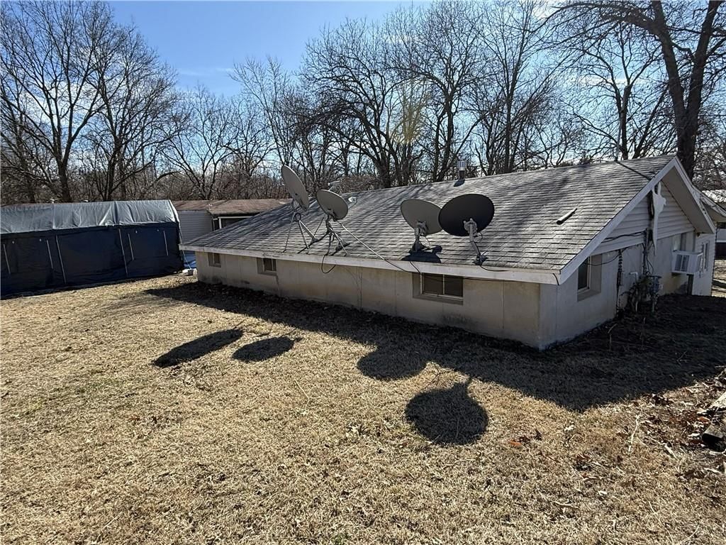 2020 E 310 Road — photo 4