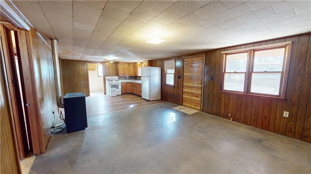 2020 E 310 Road — photo 17