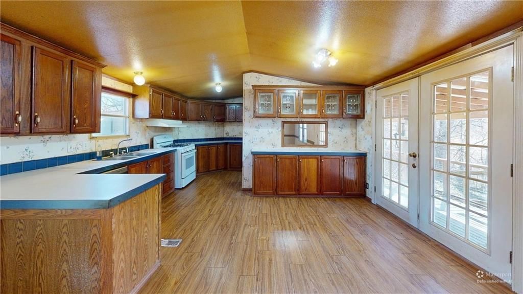 2020 E 310 Road — photo 29