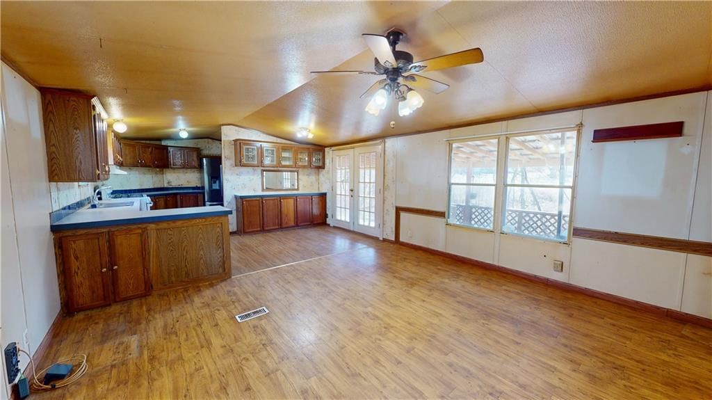 2020 E 310 Road — photo 30