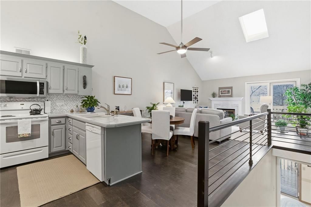 3011 Cedar Crest Drive, Independence, MO