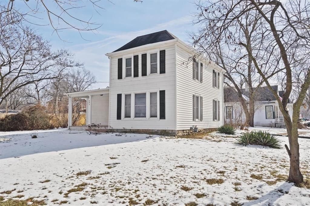 403 S Ash Street — photo 3