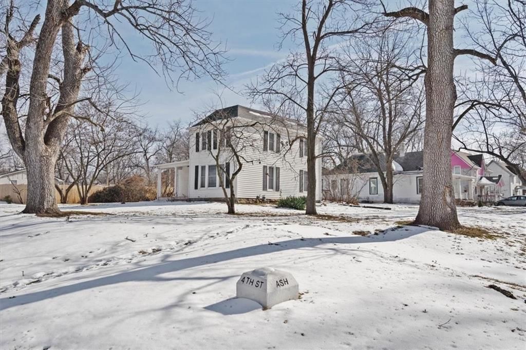 403 S Ash Street — photo 4