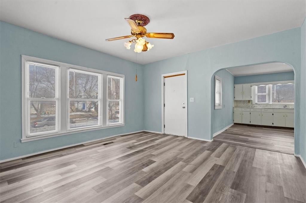 403 S Ash Street — photo 8