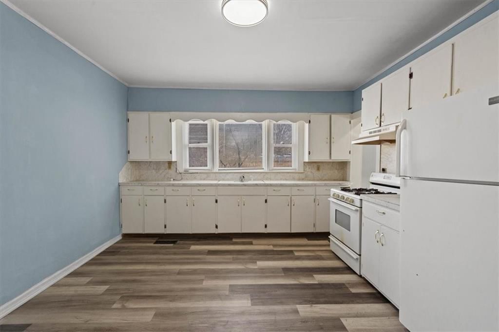 403 S Ash Street — photo 12