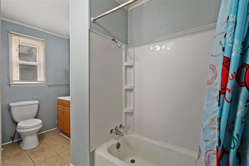 403 S Ash Street — photo 22