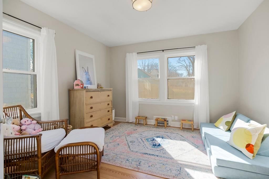 207 E 73rd Terrace — photo 15