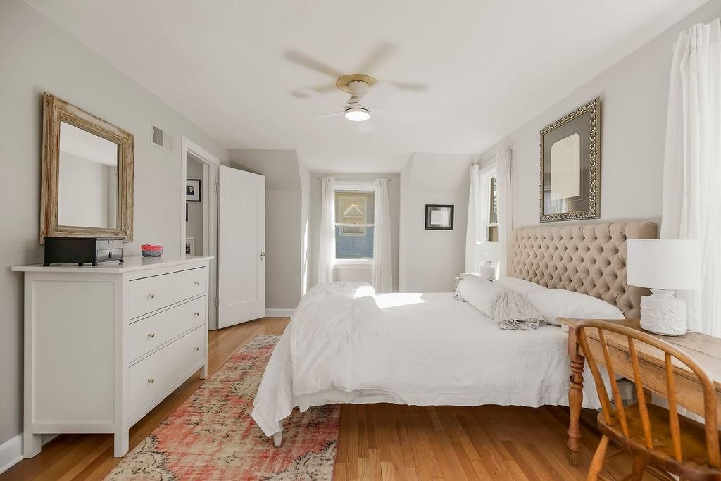 207 E 73rd Terrace — photo 17