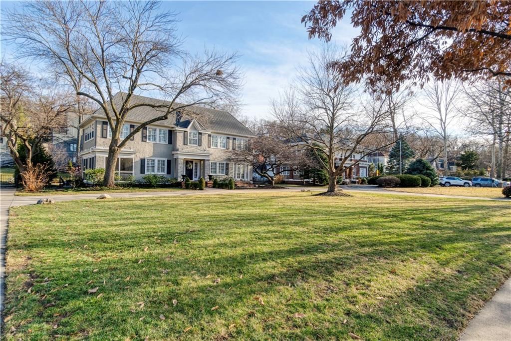 4983 Ward Parkway — photo 3