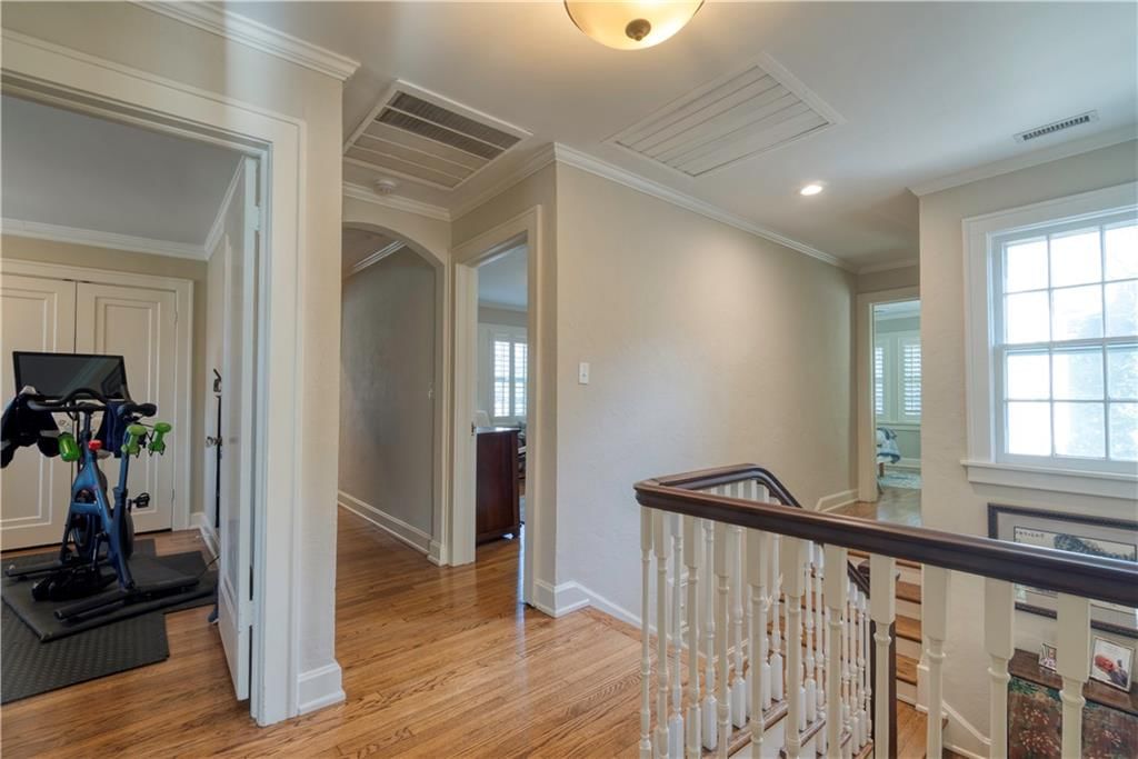 4983 Ward Parkway — photo 25