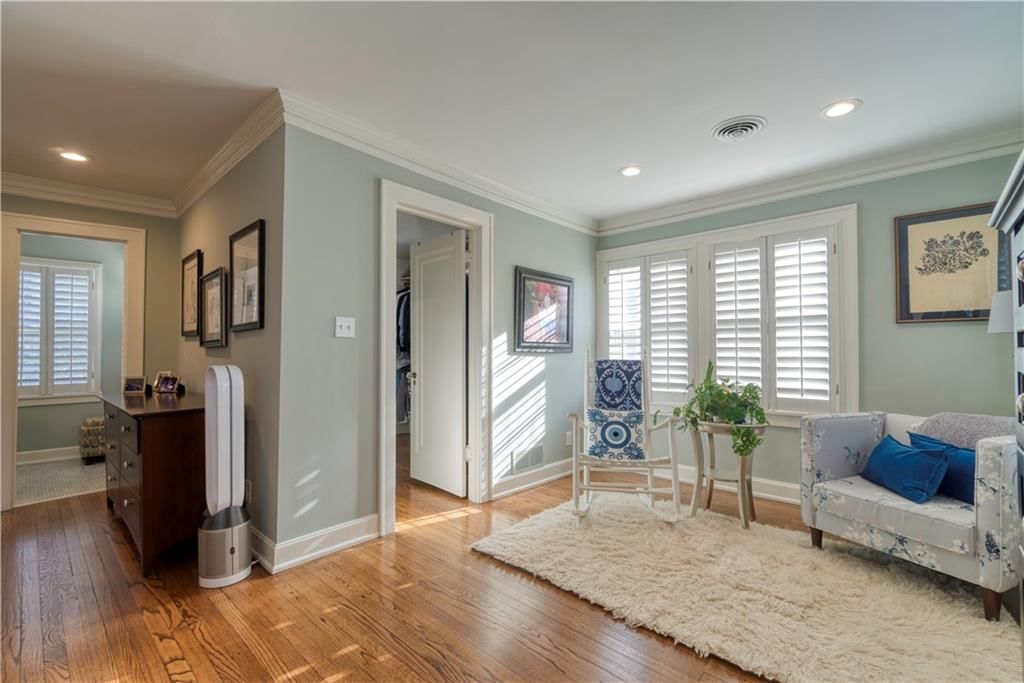 4983 Ward Parkway — photo 28