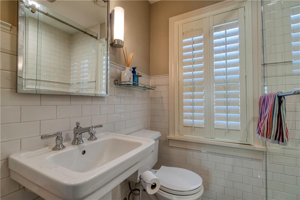 4983 Ward Parkway — photo 34